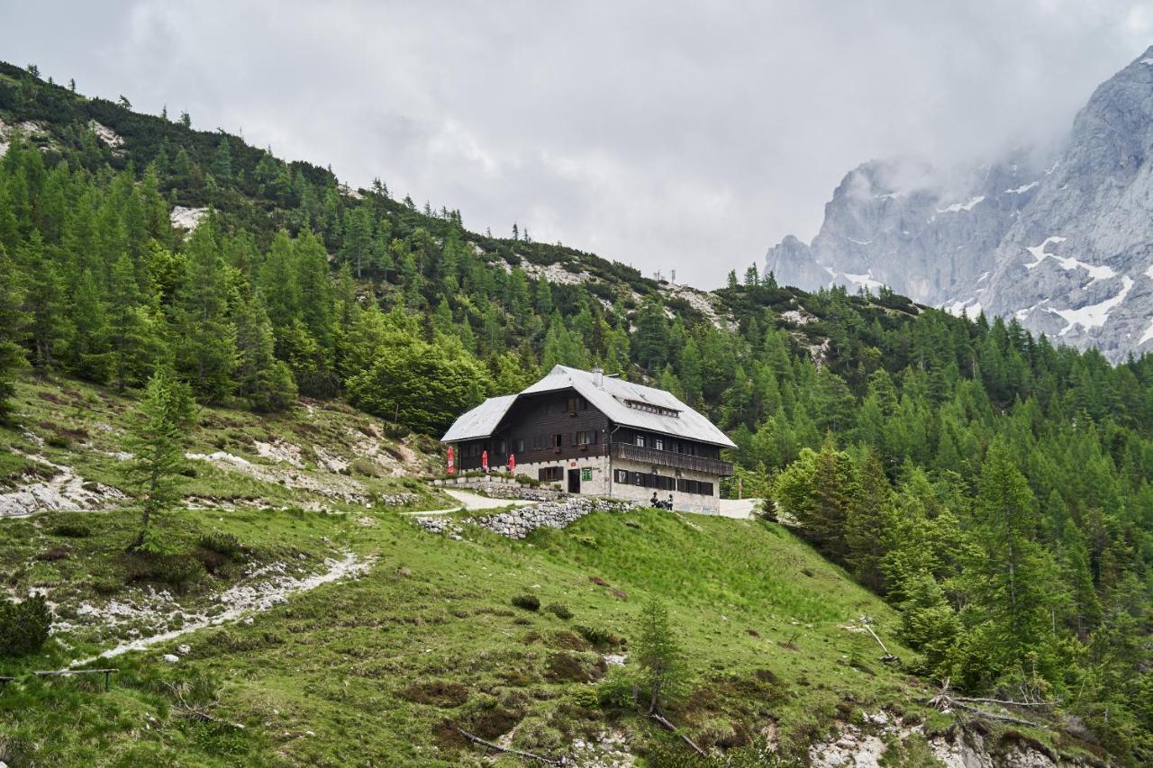 Cozy Apartment In The Heart Of Kranjska Gora Extérieur photo